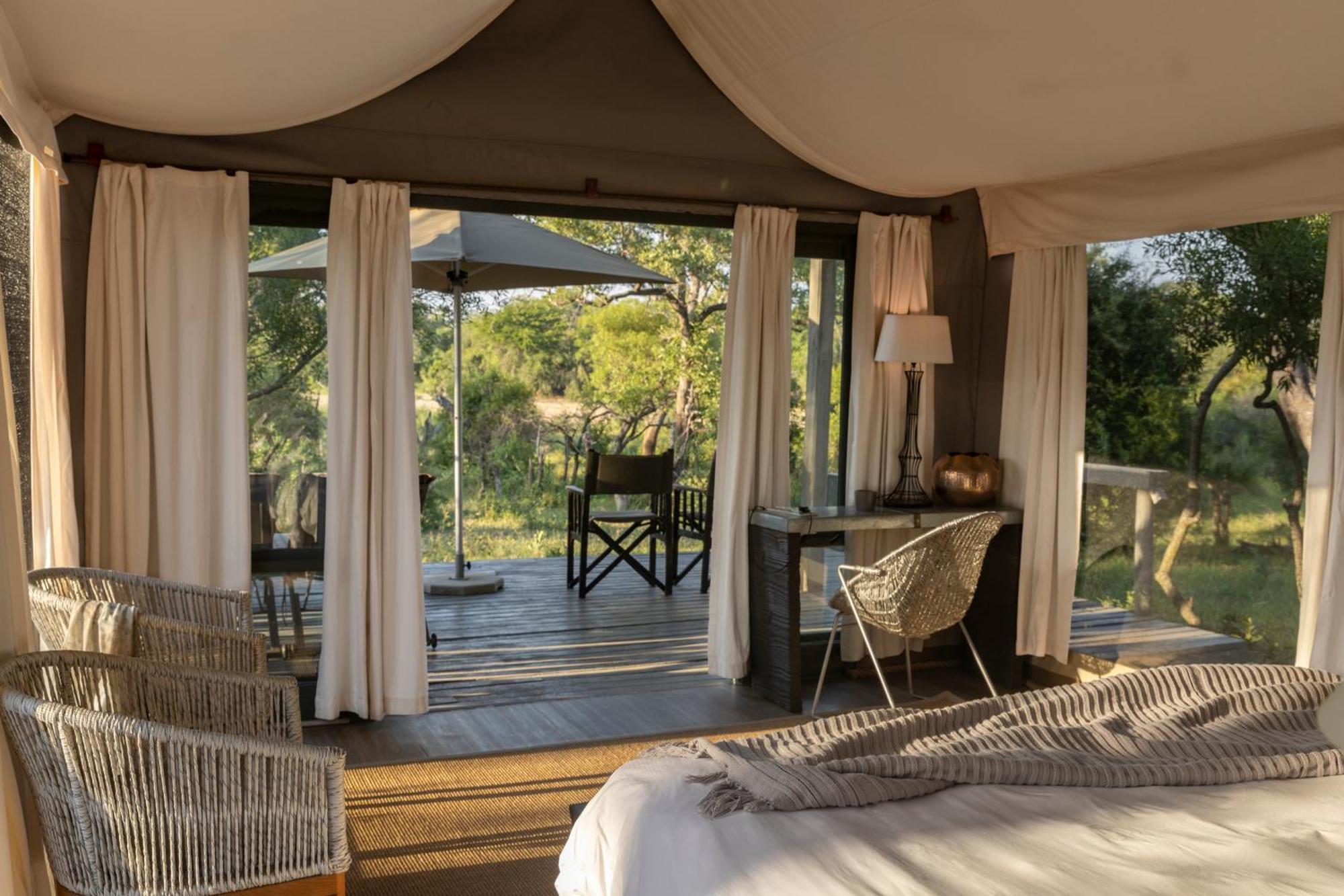 Simbavati River Lodge ทิมบาวาตีเกมรีเซิร์ฟ ภายนอก รูปภาพ