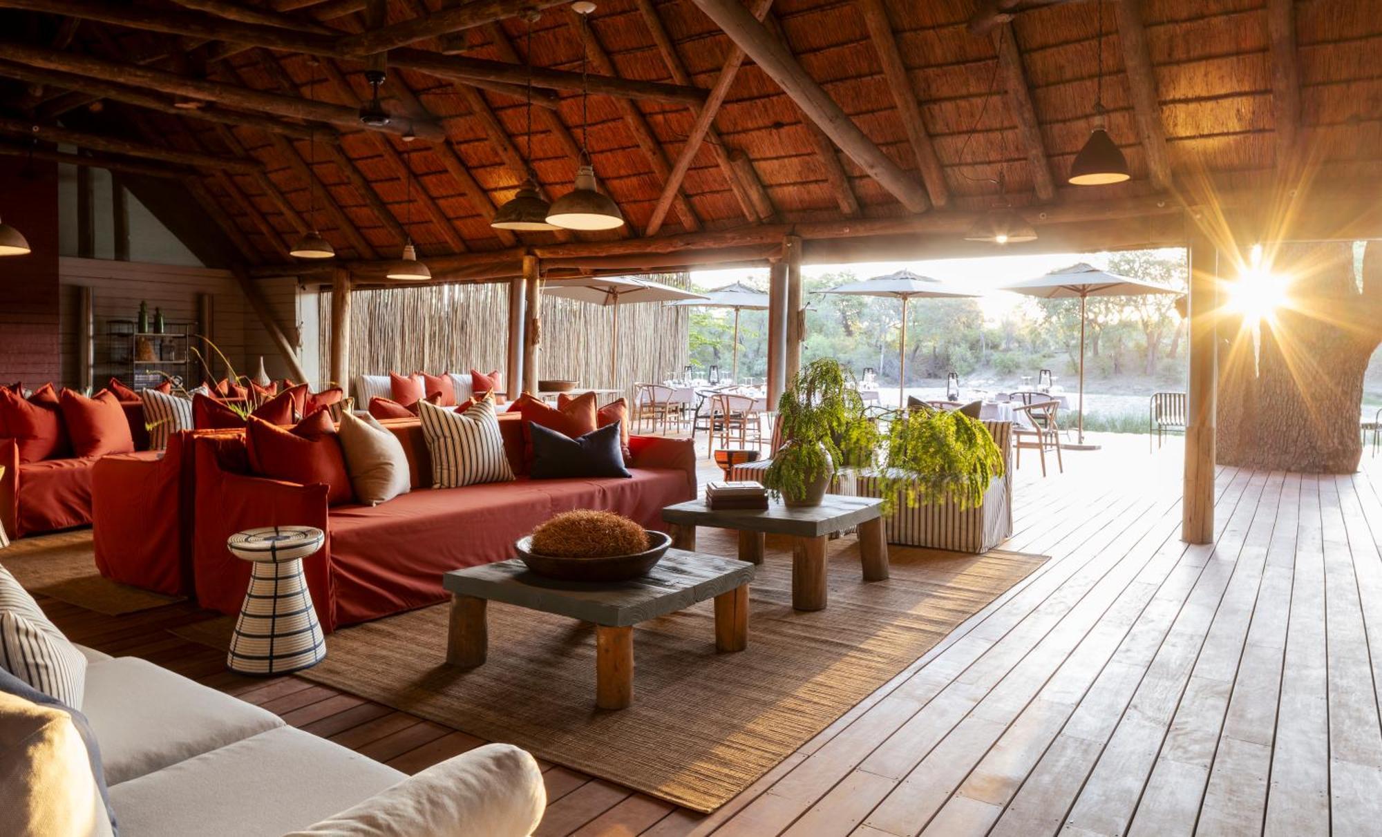 Simbavati River Lodge ทิมบาวาตีเกมรีเซิร์ฟ ภายนอก รูปภาพ